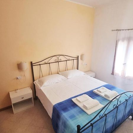 La Baia Apartments Sa Rocca Tunda Exteriér fotografie