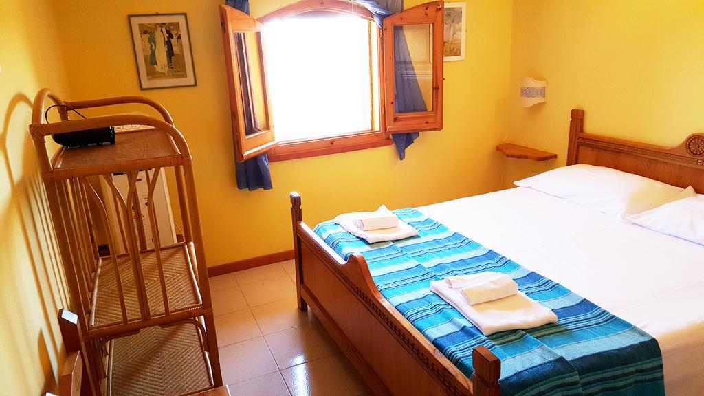 La Baia Apartments Sa Rocca Tunda Pokoj fotografie