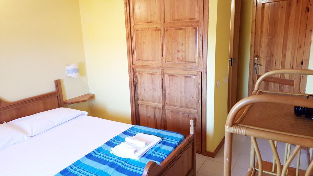 La Baia Apartments Sa Rocca Tunda Pokoj fotografie